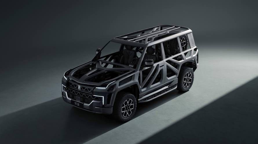 深圳272仰望U8硬派越野的科技魅力，国能汽车对传统燃油车市场的冲击